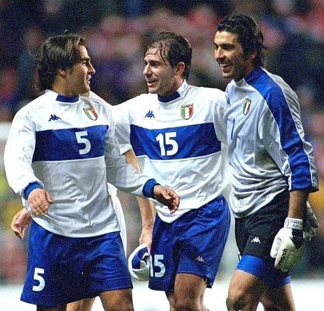 中国球员近 中国球员近